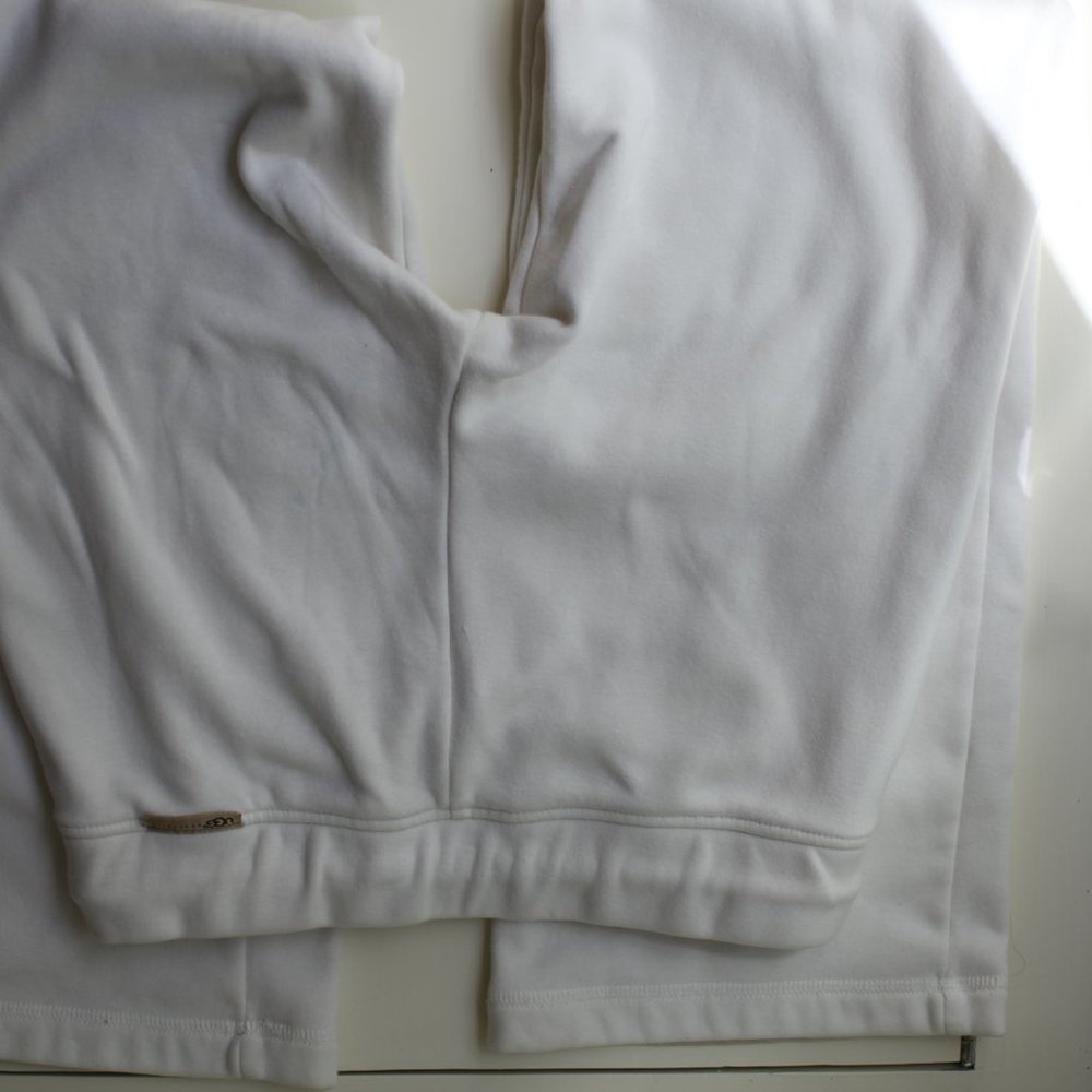 UGG Size Small Sweatpants - Picture 6 of 8